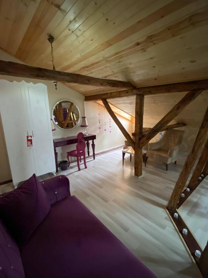Otantik Shumen Hotel Buitenkant foto