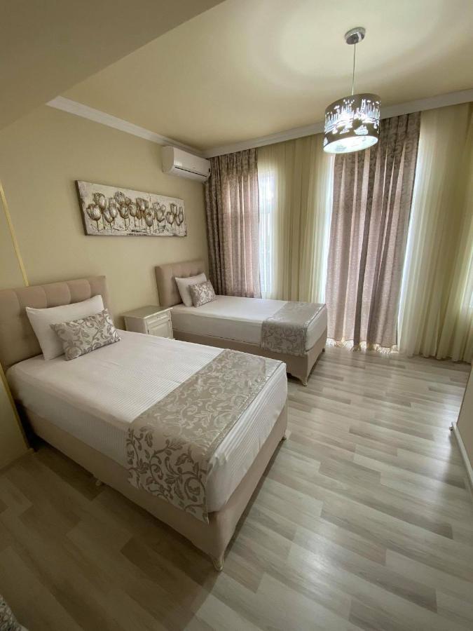 Otantik Shumen Hotel Buitenkant foto