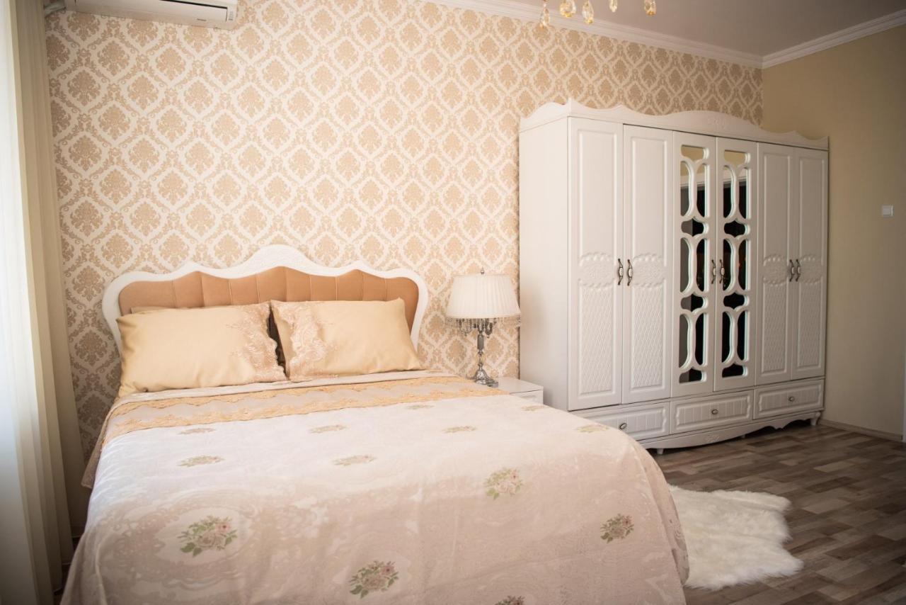 Otantik Shumen Hotel Buitenkant foto