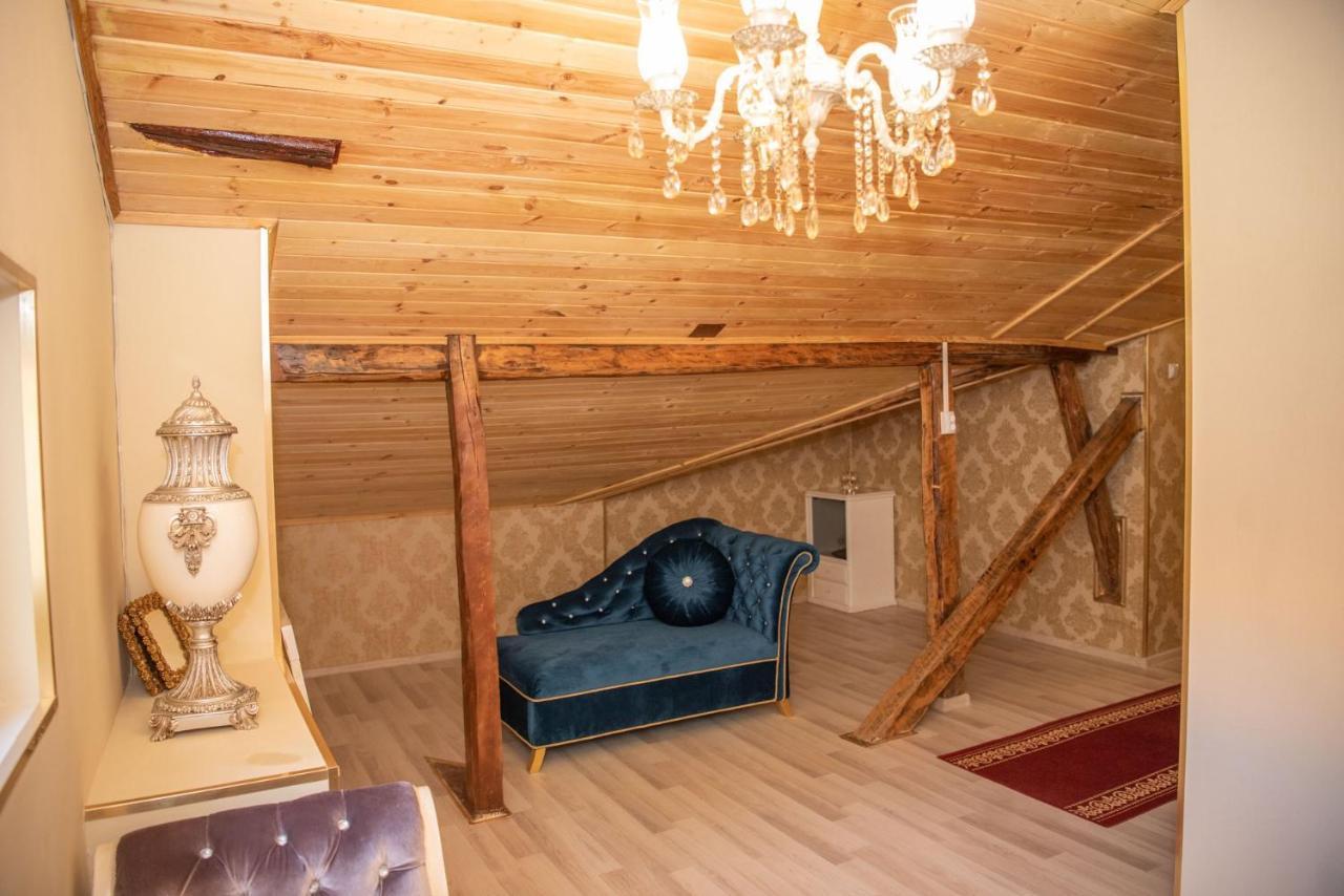 Otantik Shumen Hotel Buitenkant foto