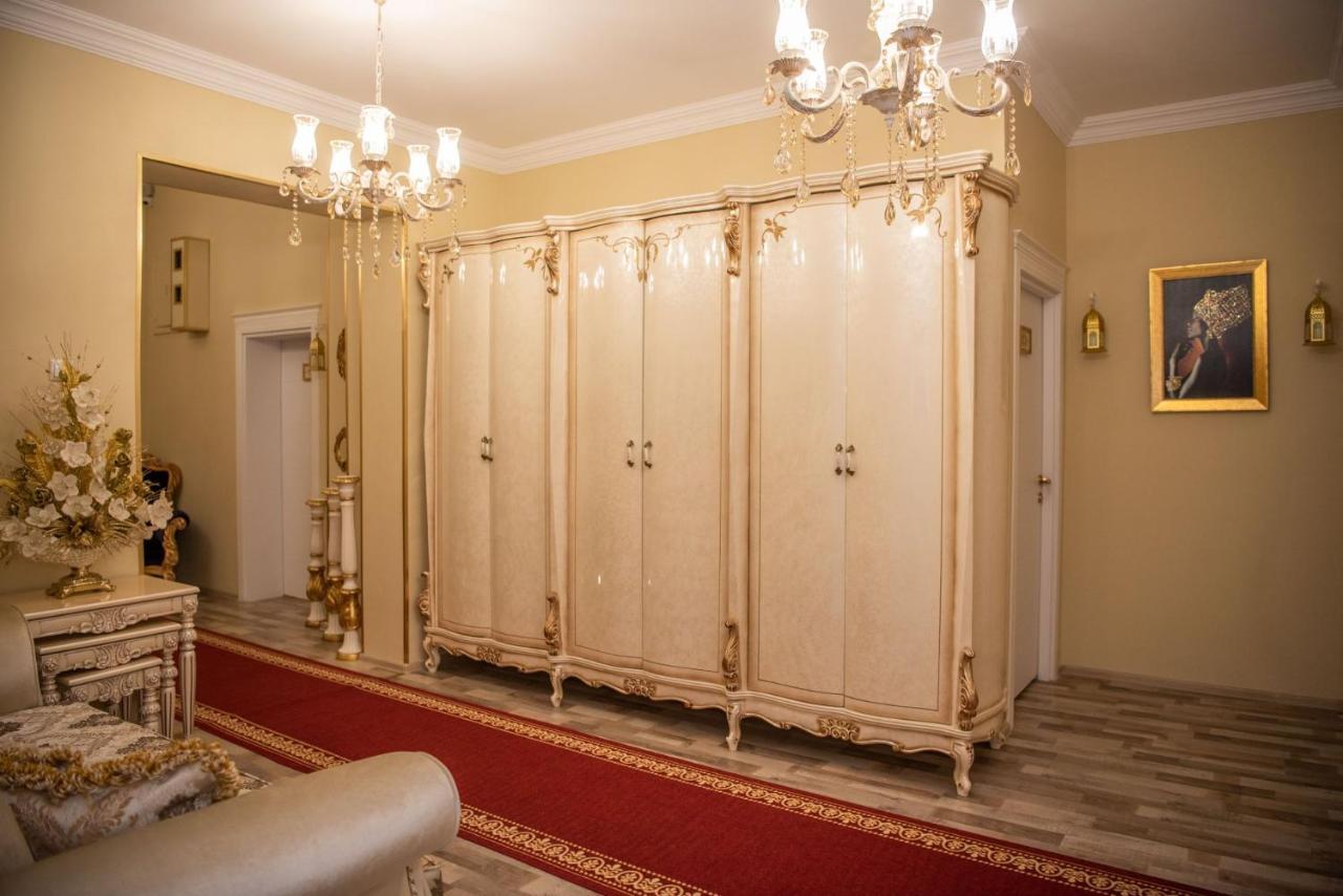 Otantik Shumen Hotel Buitenkant foto